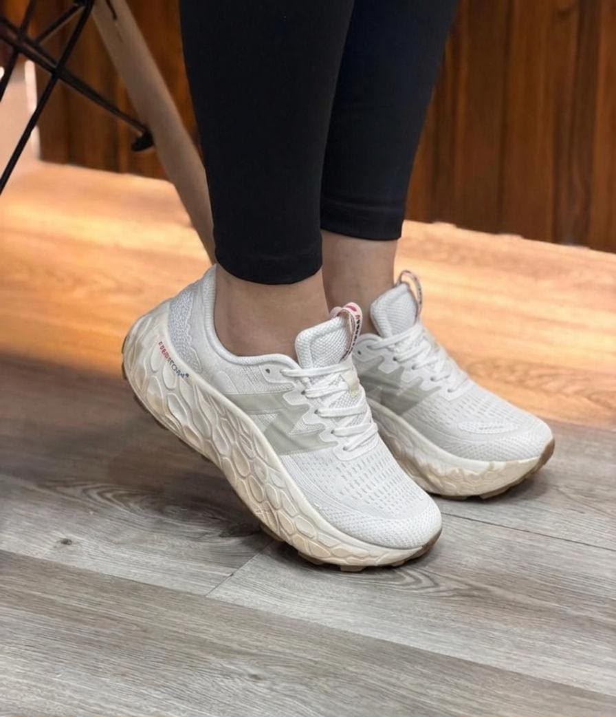 NEW BALANCE FRESH FOAM