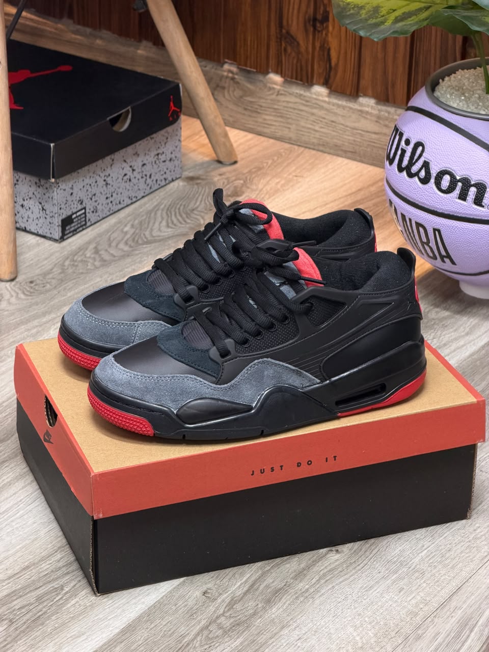 JORDAN RETRO 4 RM NEGRO