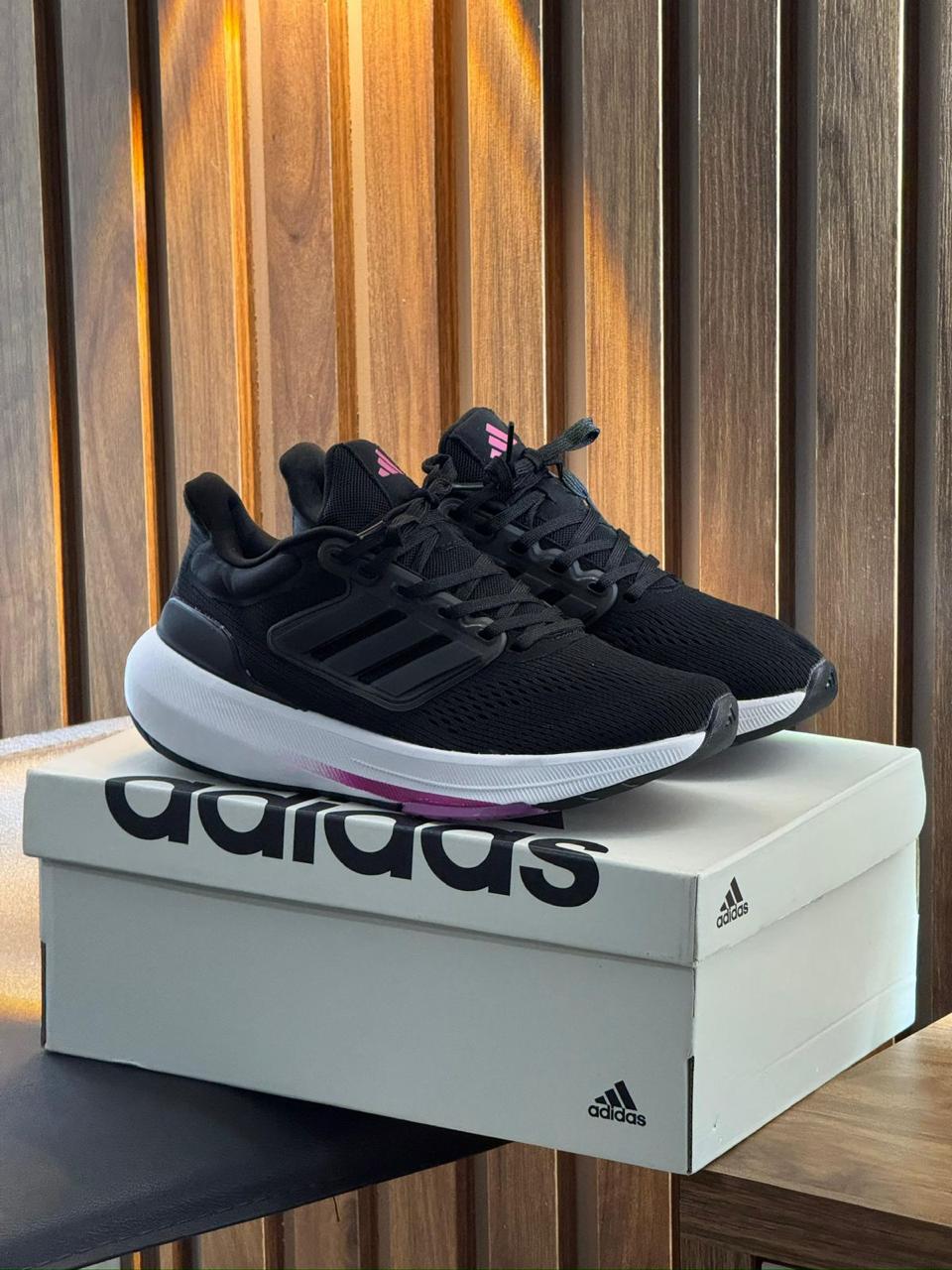 ADIDAS ULTRABOOST MORADA