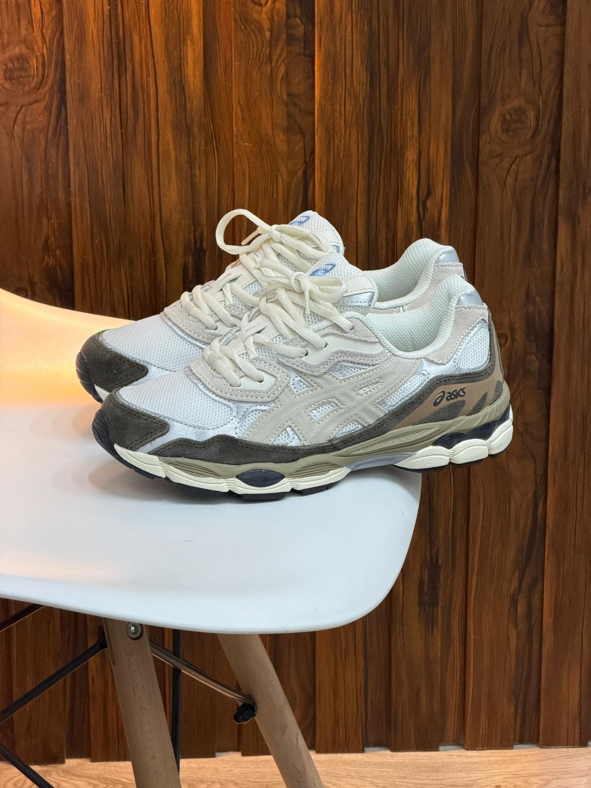ASICS KAYANO CAFE