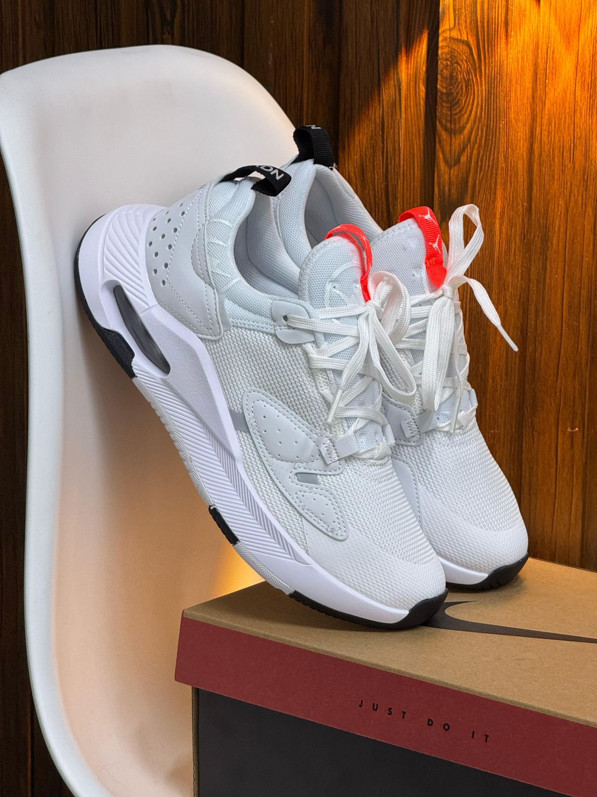 JORDAN CADENCE BLANCA