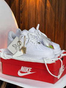 FAVORITOS NIKE AIRFORCE CLASICA BLANCA
