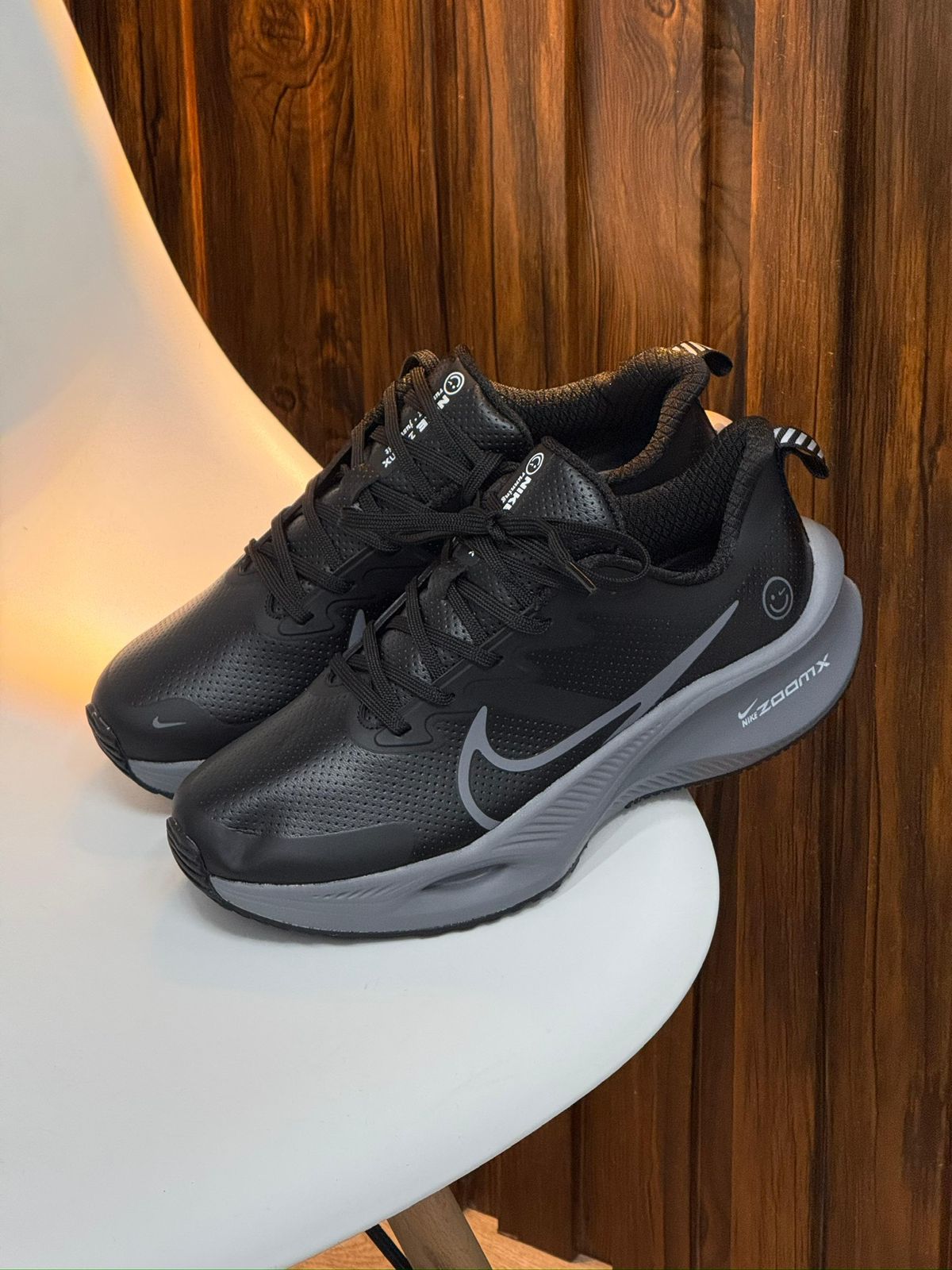 NIKE ZOOM HAPPY NEGRA