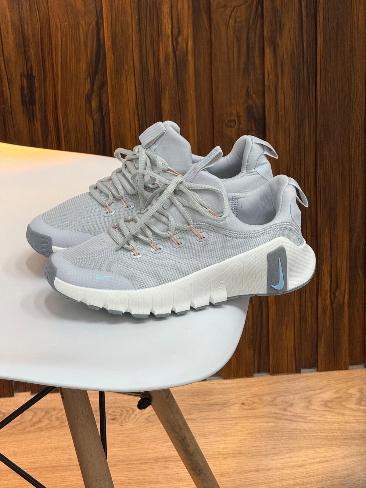 NIKE METCOM GRIS