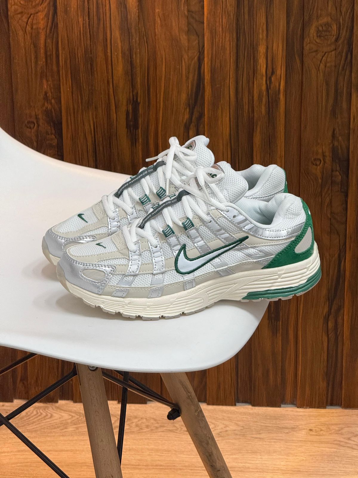 NIKE P6000 VERDE