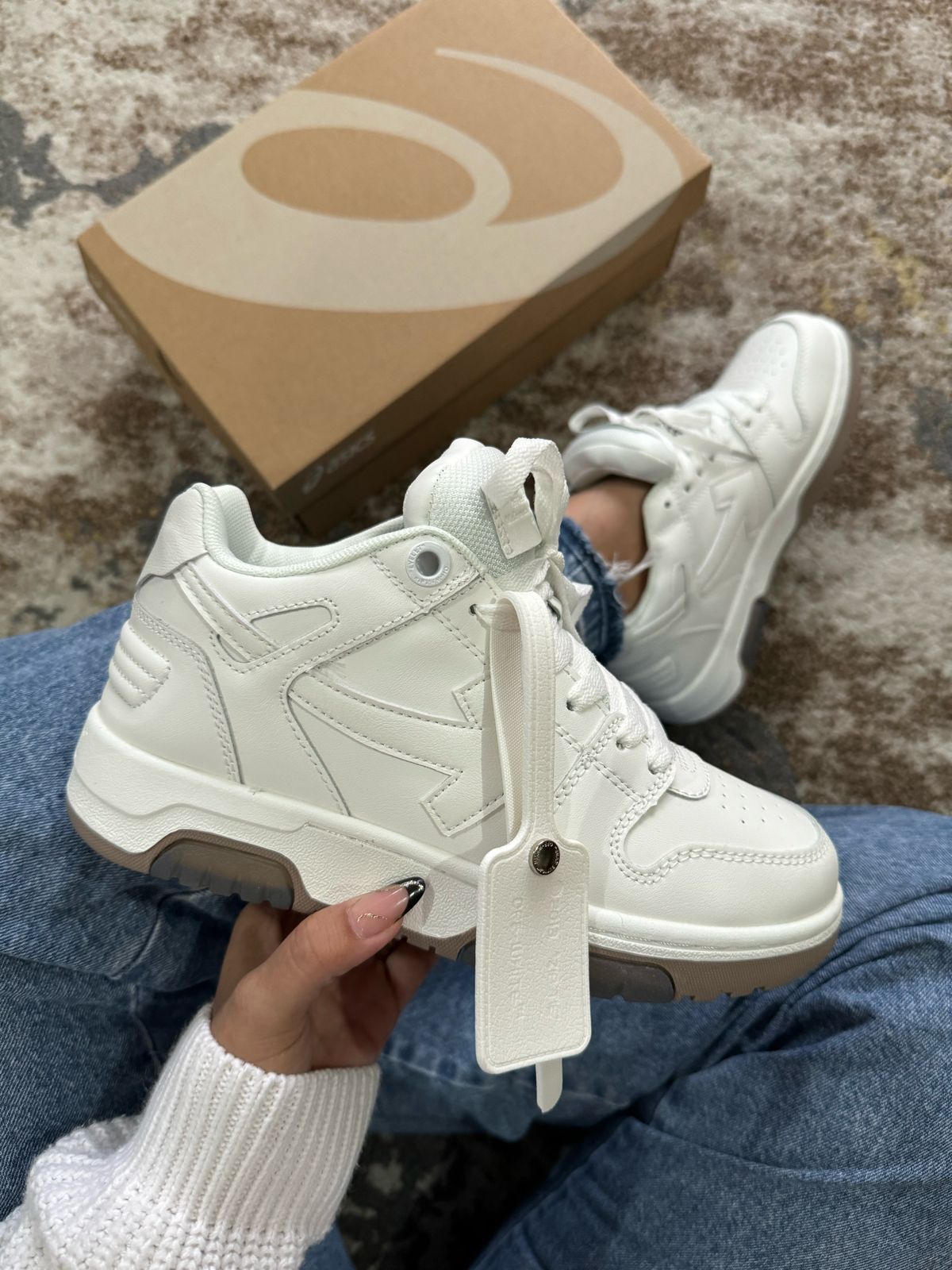 OFF WHITE BLANCA
