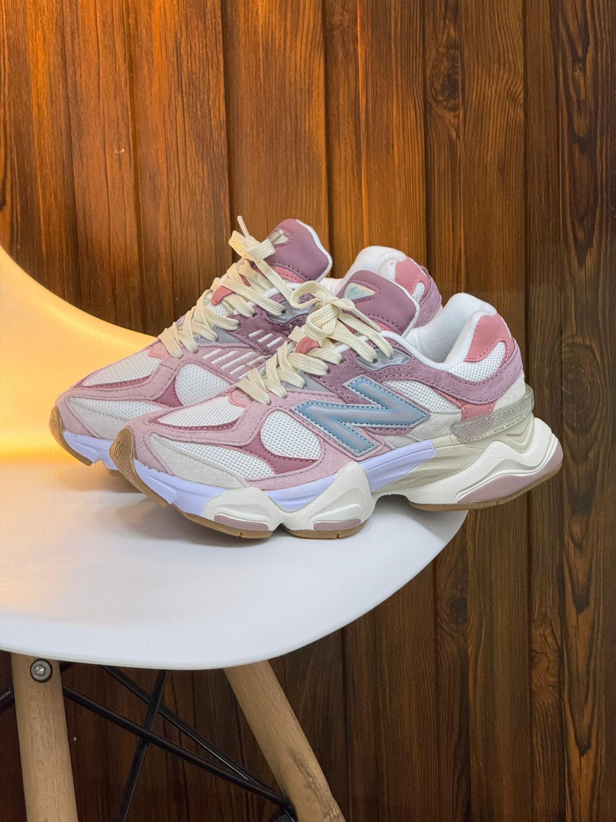 NEW BALANCE 9060 GRIS ROSADA