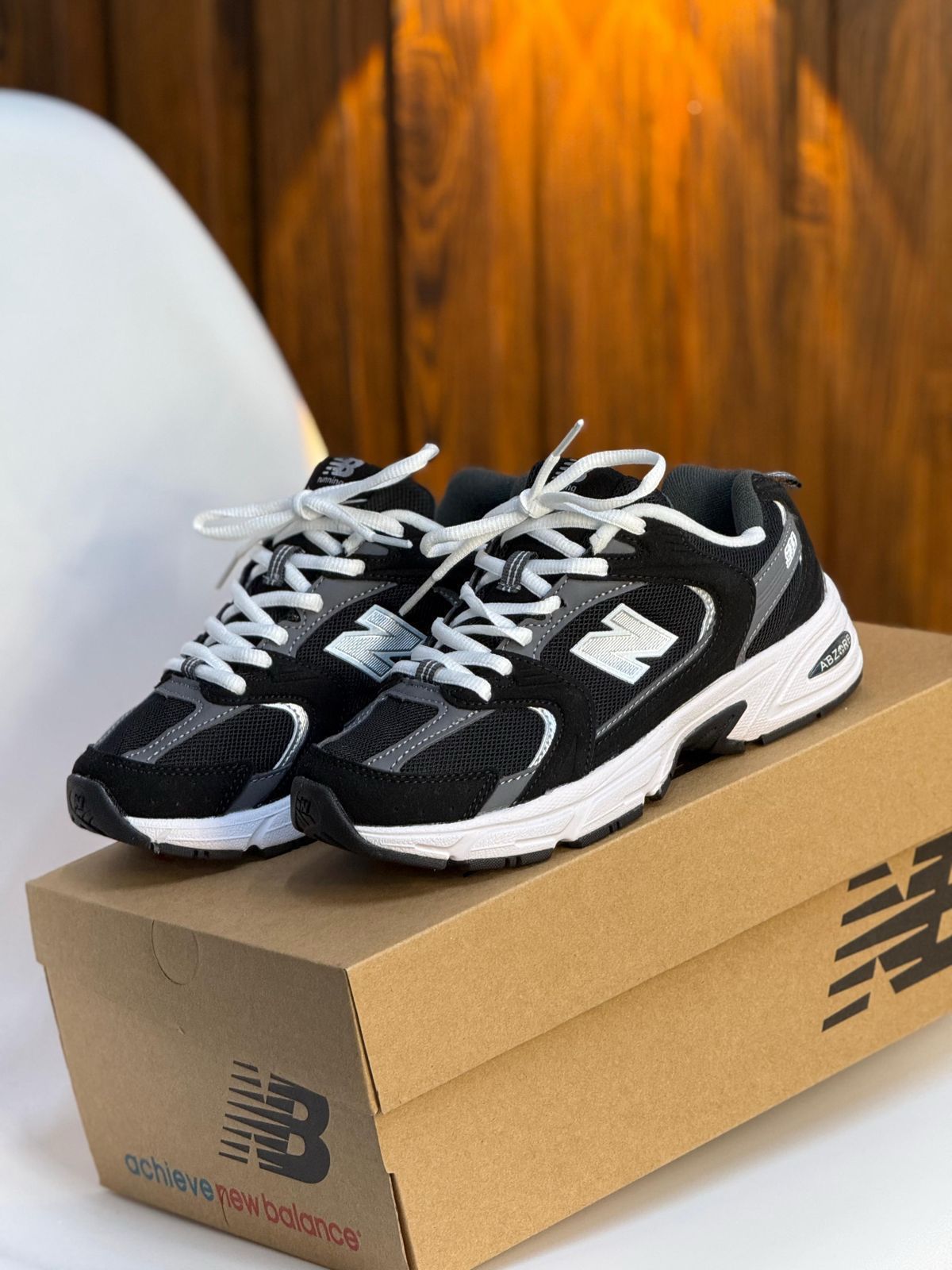 NEW BALANCE 530 NEGRA