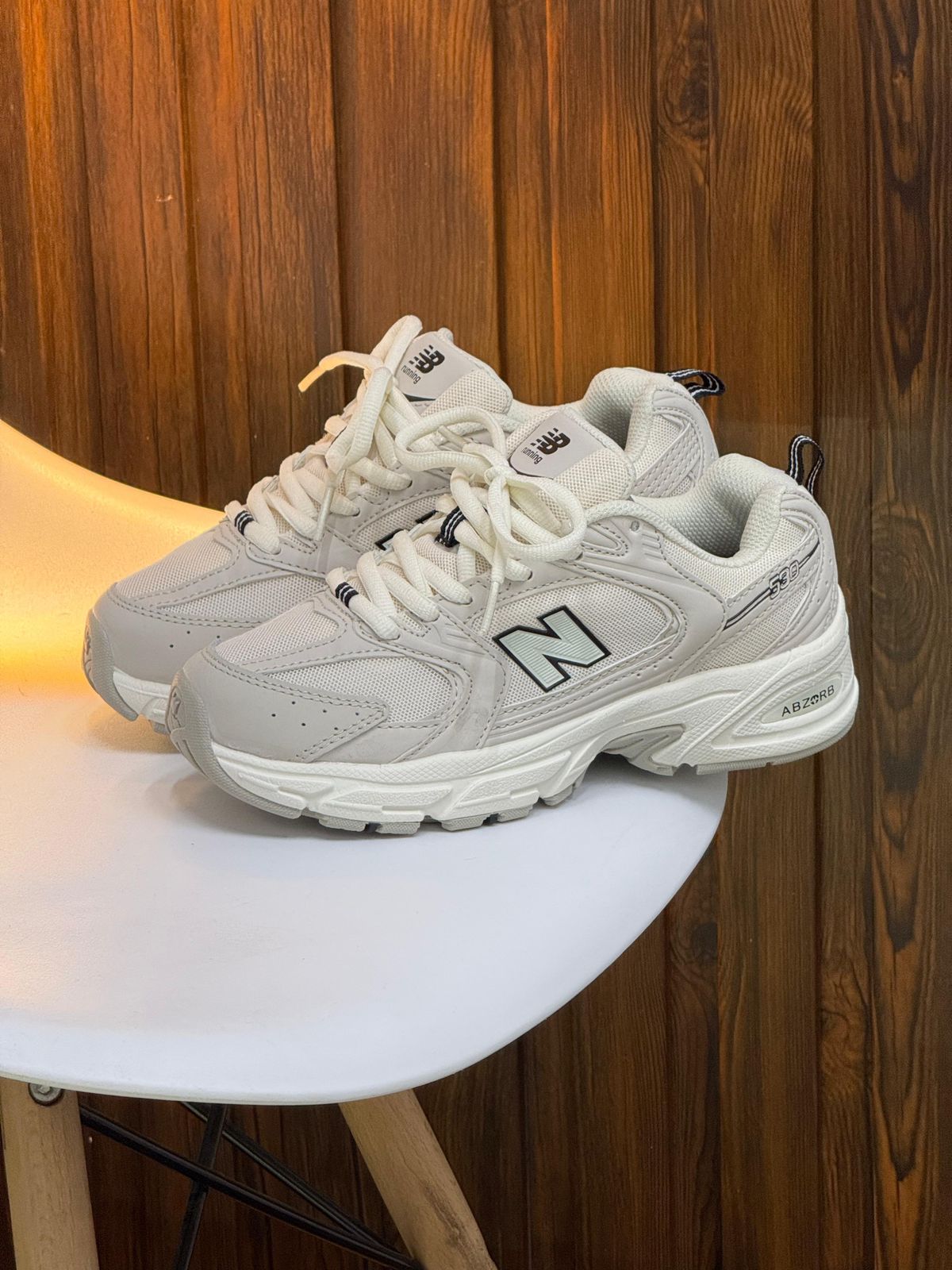 NEW BALANCE 530 AMARILLA