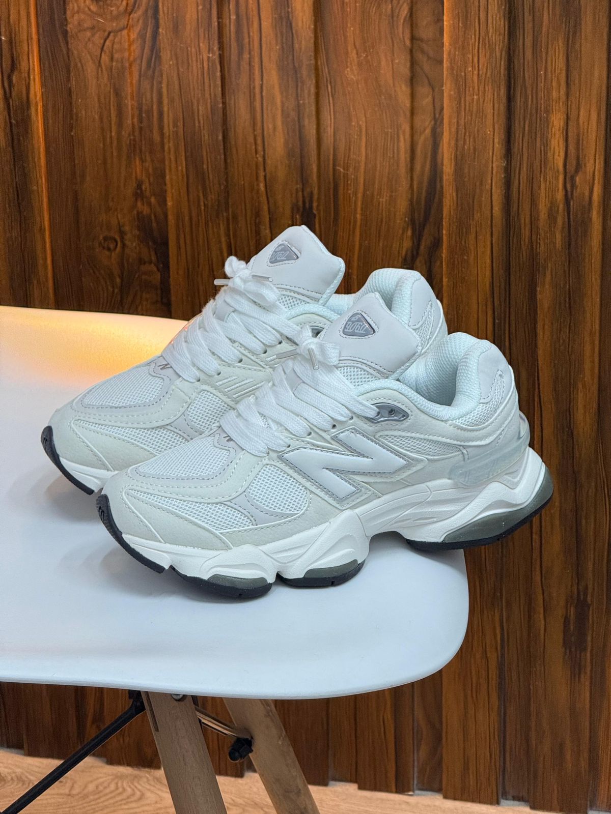 NEW BALANCE 9060 BLANCA