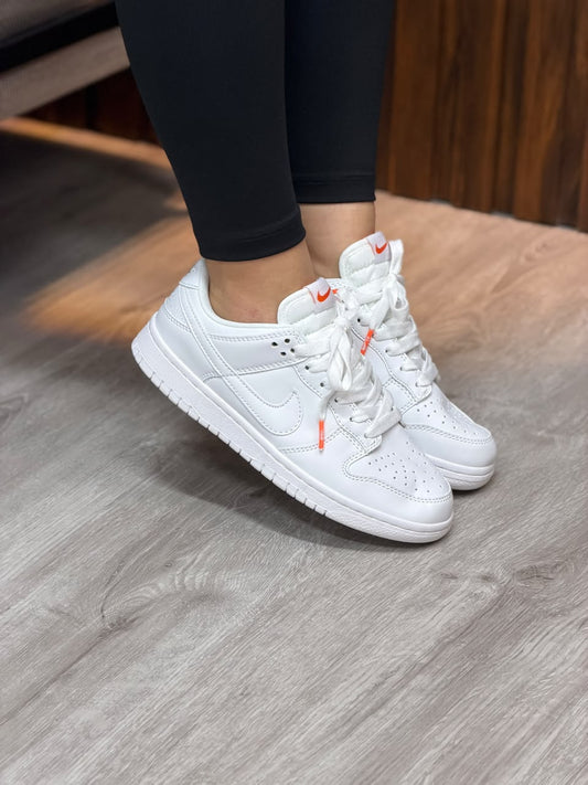 JORDAN RETRO 1 LOW FAVORITOS