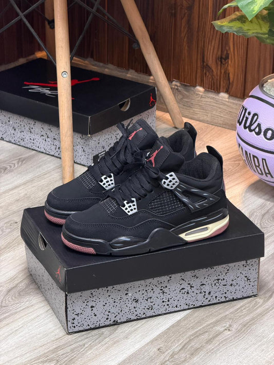 JORDAN RETRO 4 NEGRO