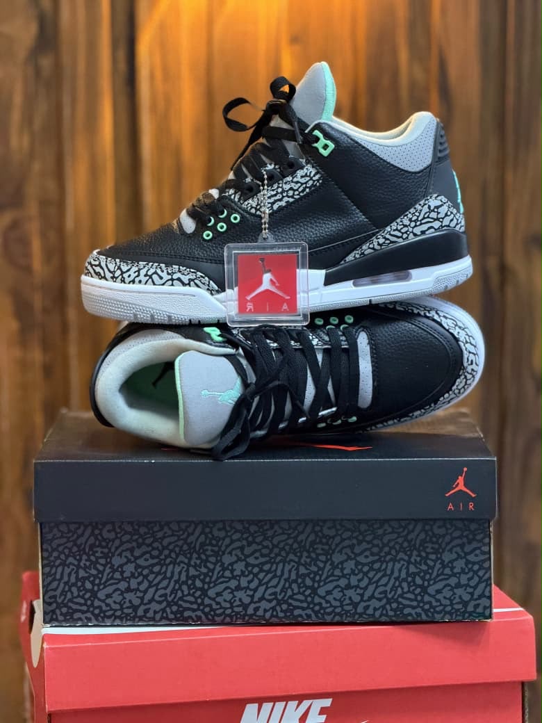 JORDAN RETRO 3 NEGRO