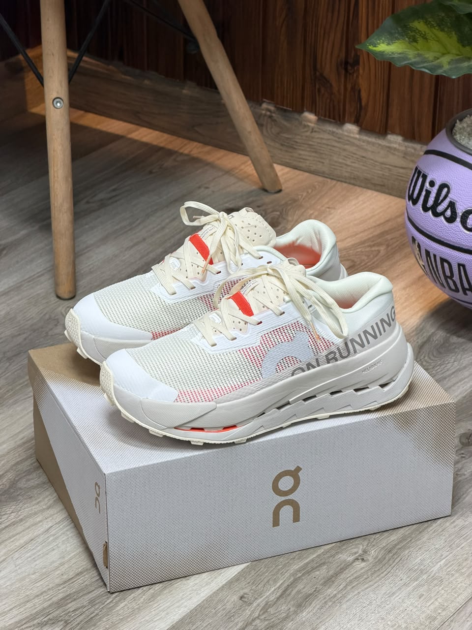 ON CLOUD BEIGE
