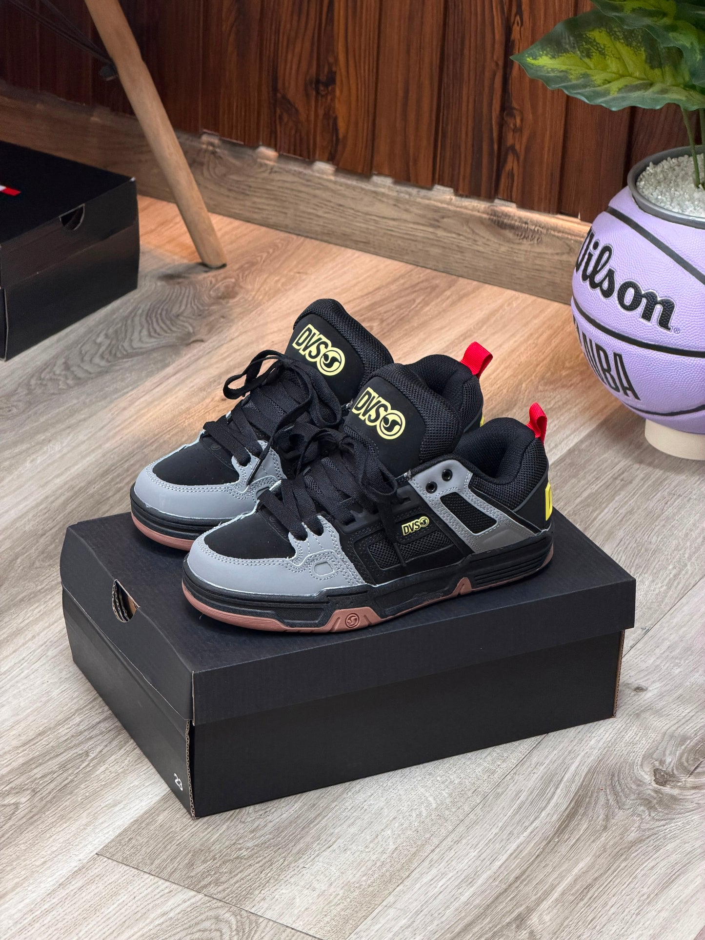 DVS SKATE GRIS