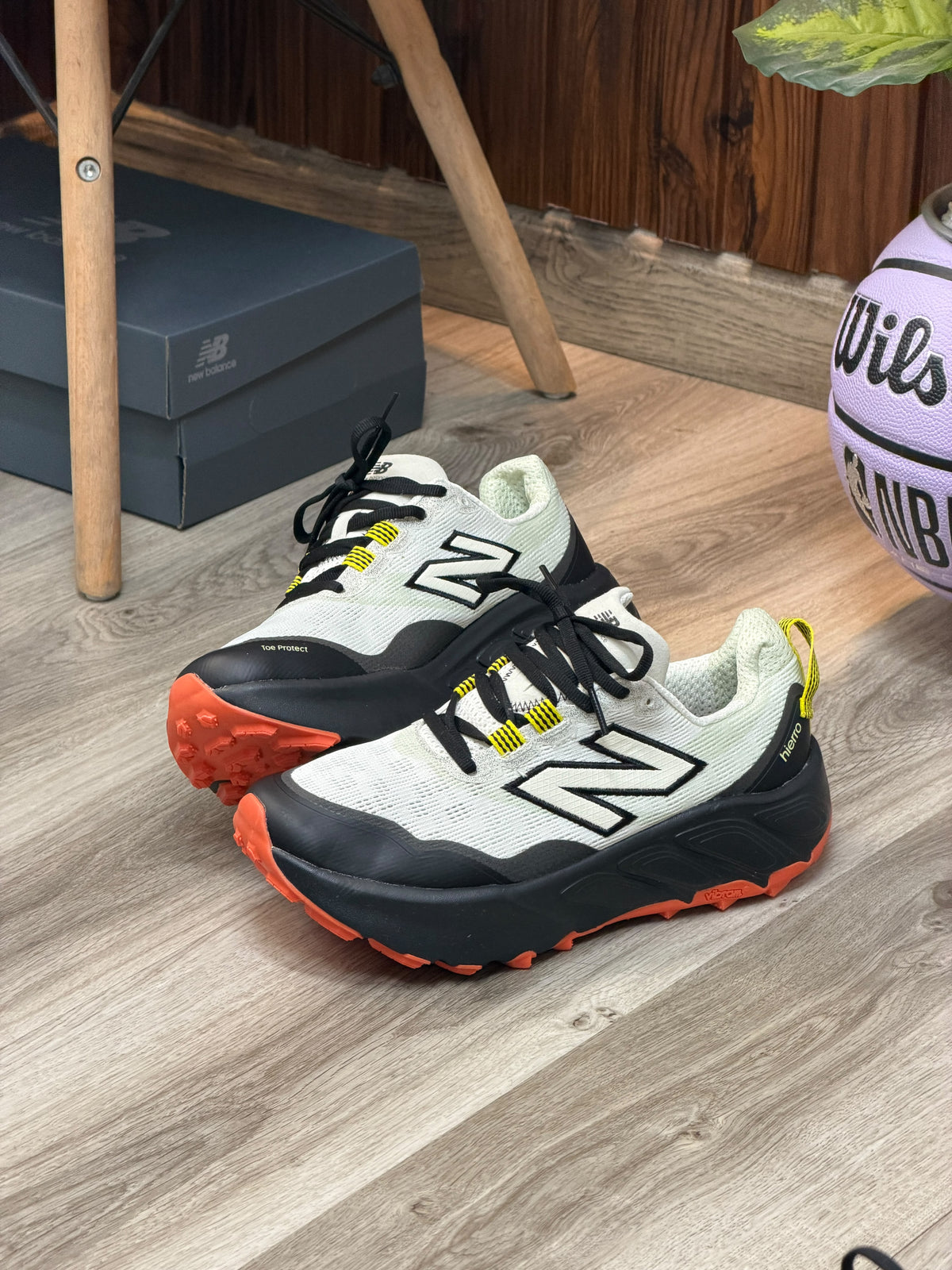 NEW BALANCE HIERRO BLANCO