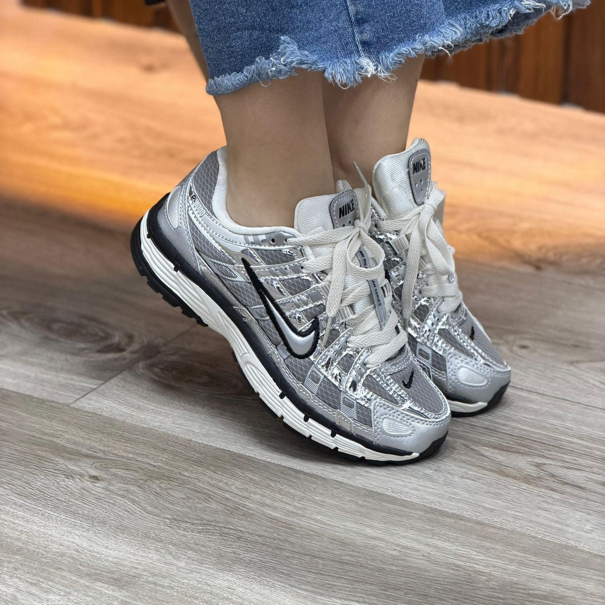 NIKE P6000 GRIS NEGRA FAVORITOS