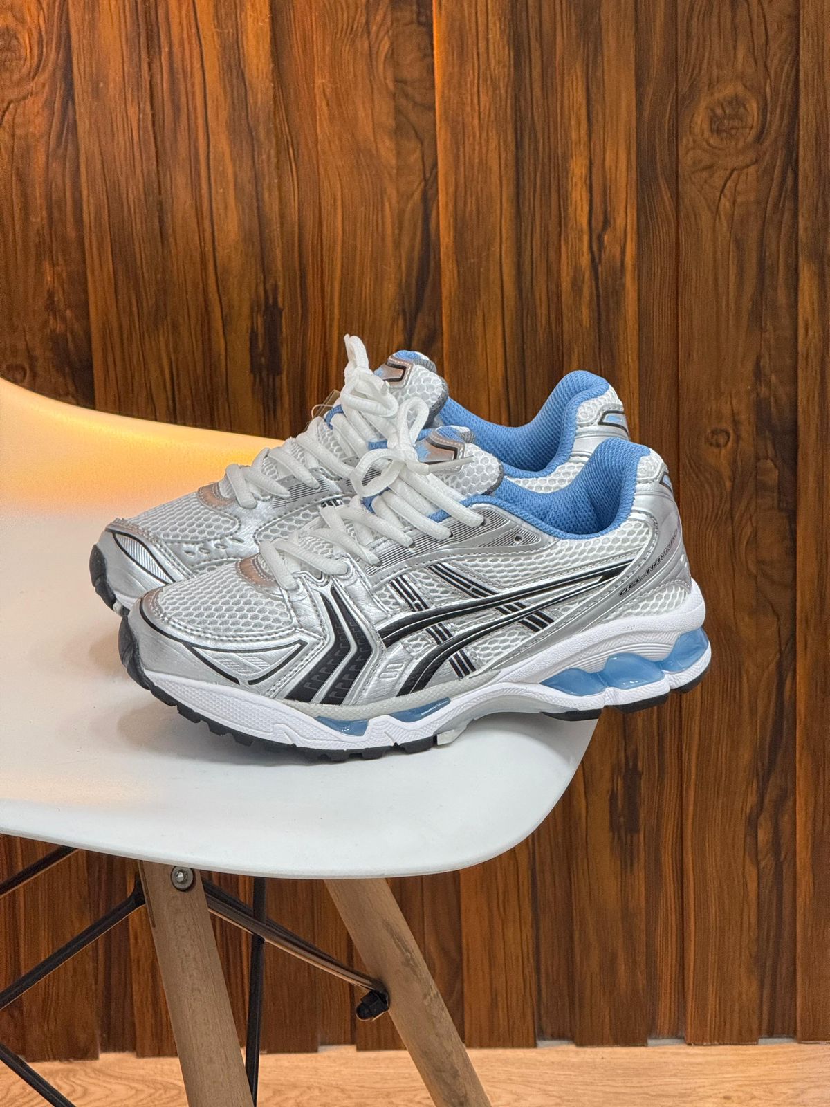 ASICS KAYANO GRIS