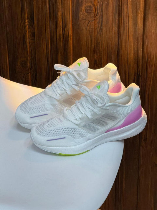 ADIDAS ULTRABOOST ROSADA