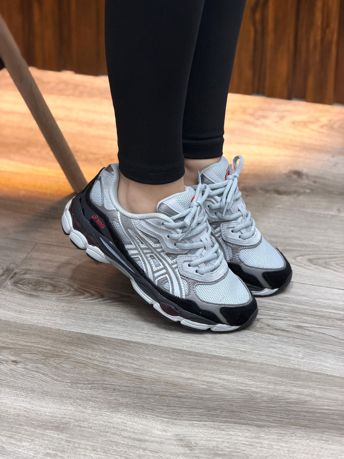 ASICS KAYANO GRIS