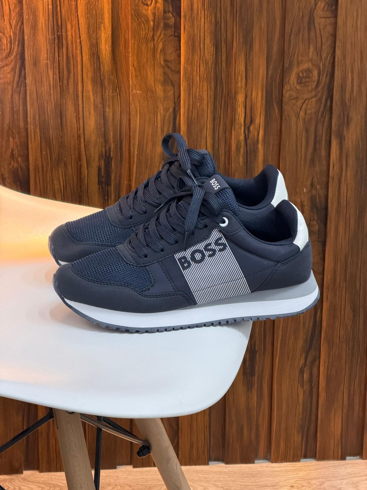 HUGO BOSS GRIS