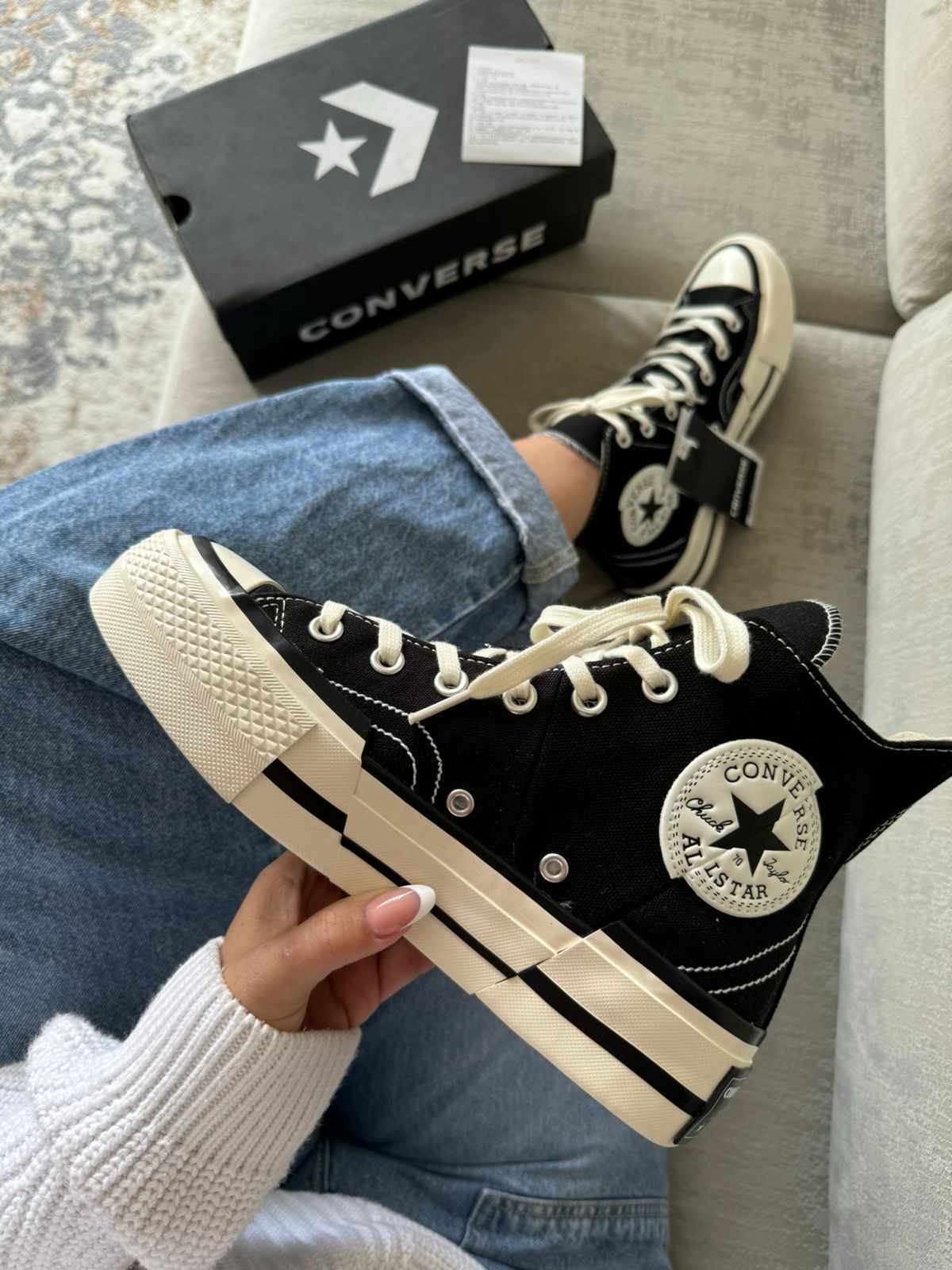 CONVERSE NEGRA