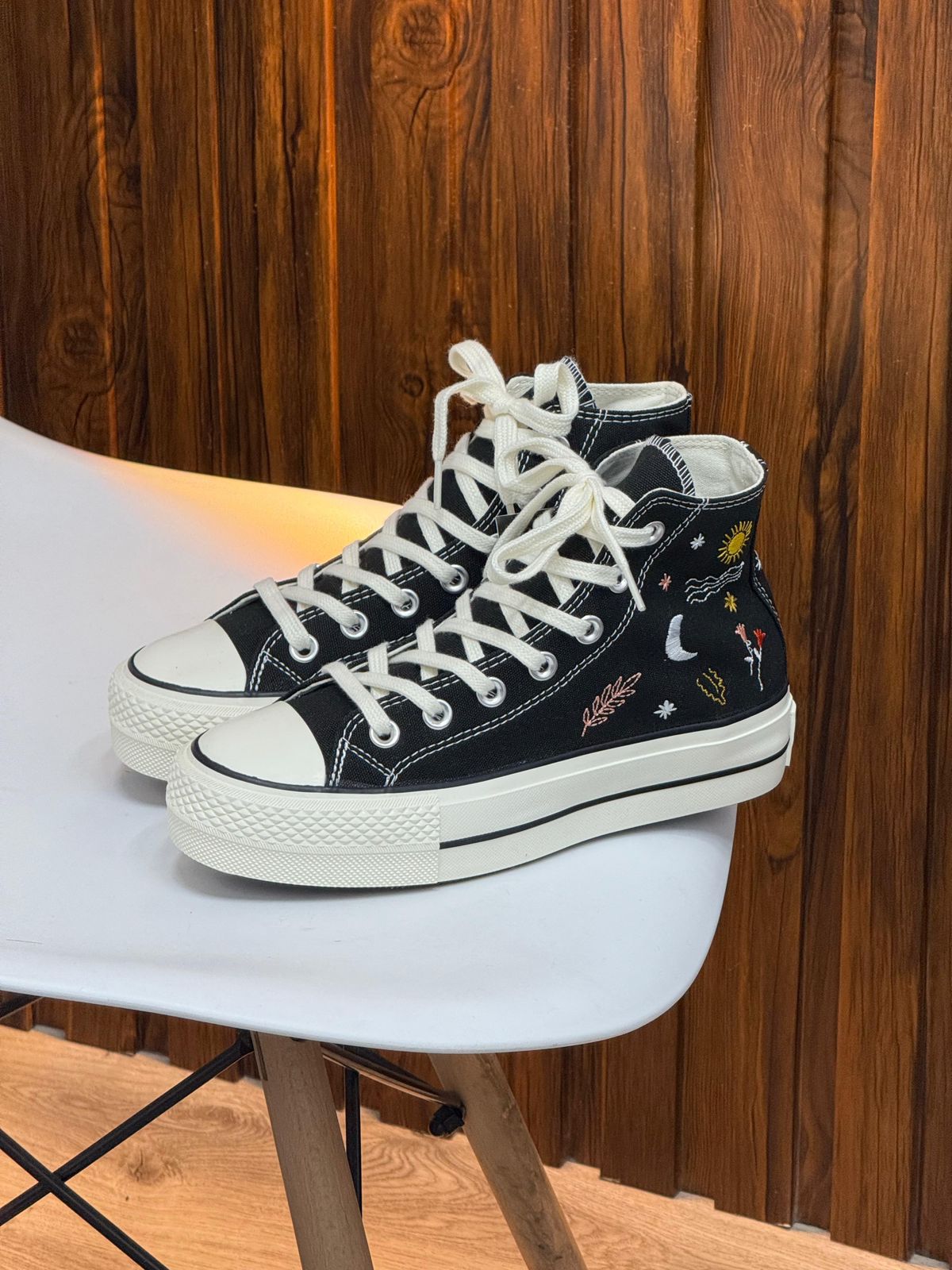 CONVERSE NEGRA