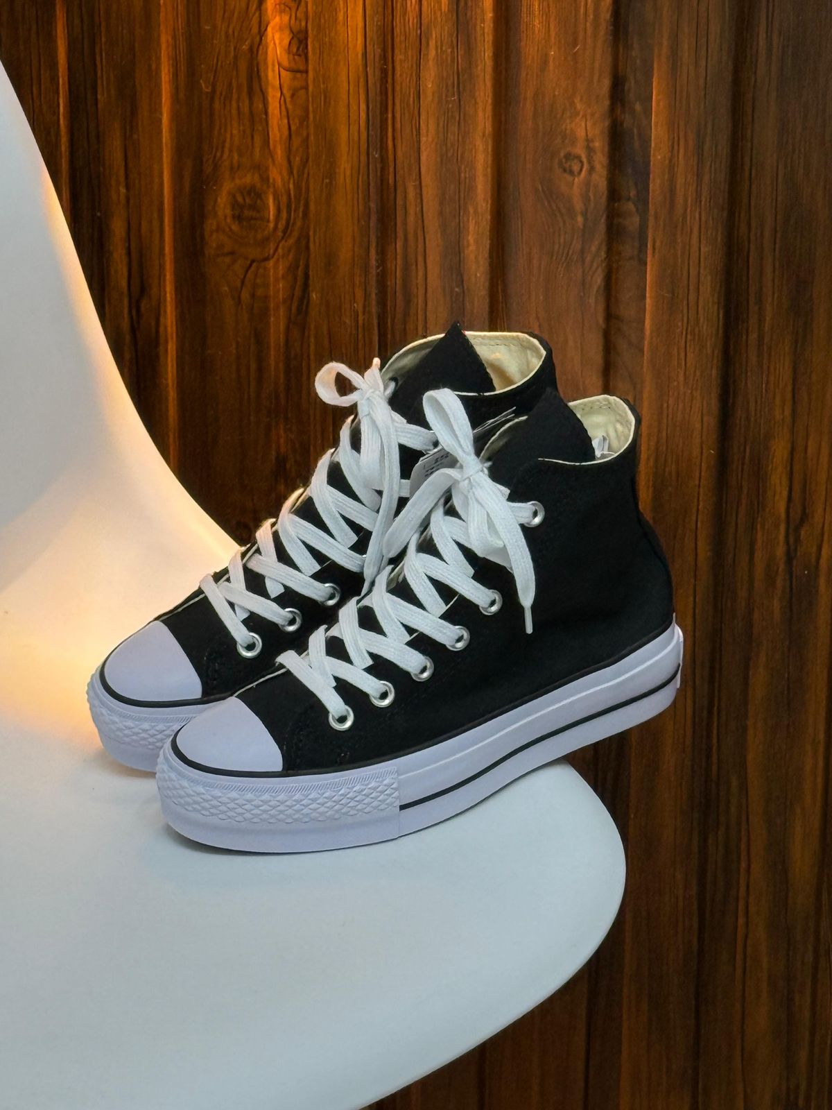 CONVERSE NEGRA