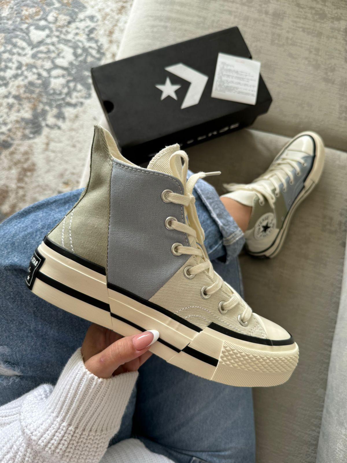 CONVERSE