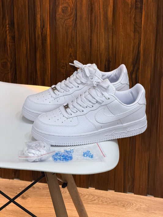 NIKE AIRFORCE DRAKE