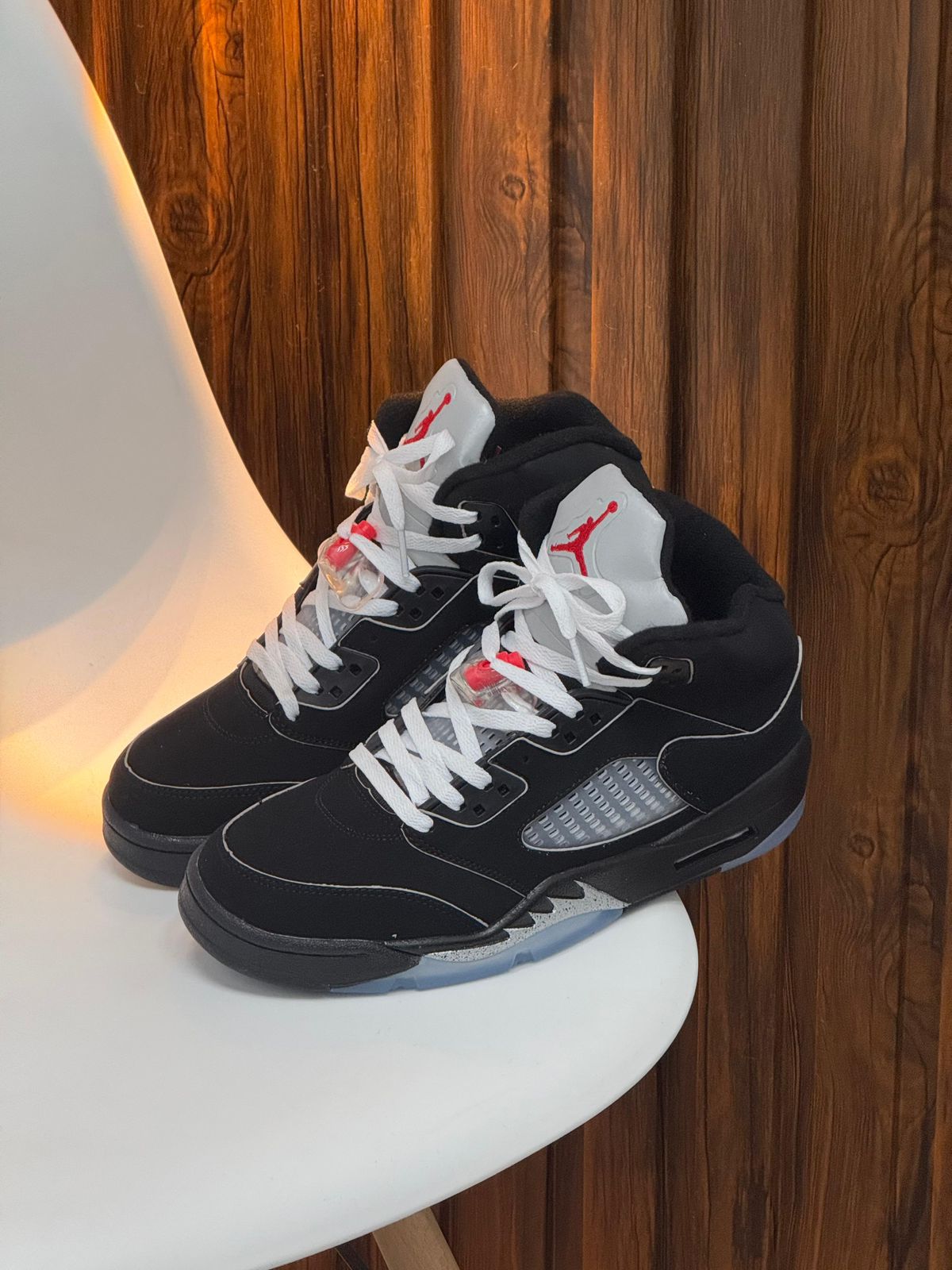 JORDAN RETRO NEGRA