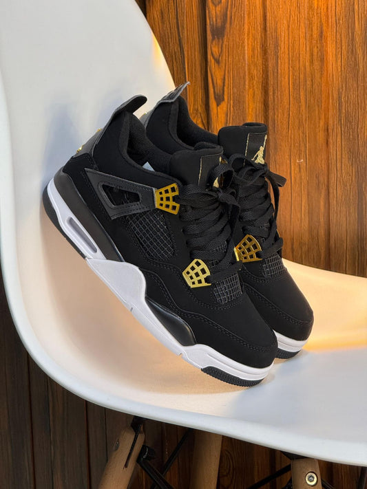 JORDAN RETRO 4 NEGRA