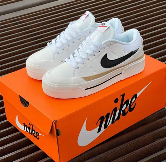 NIKE LEGACY BLANCA