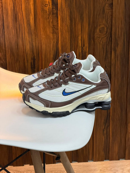 NIKE SHOX CAFE