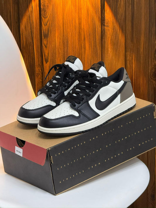 NIKE SB CAFE
