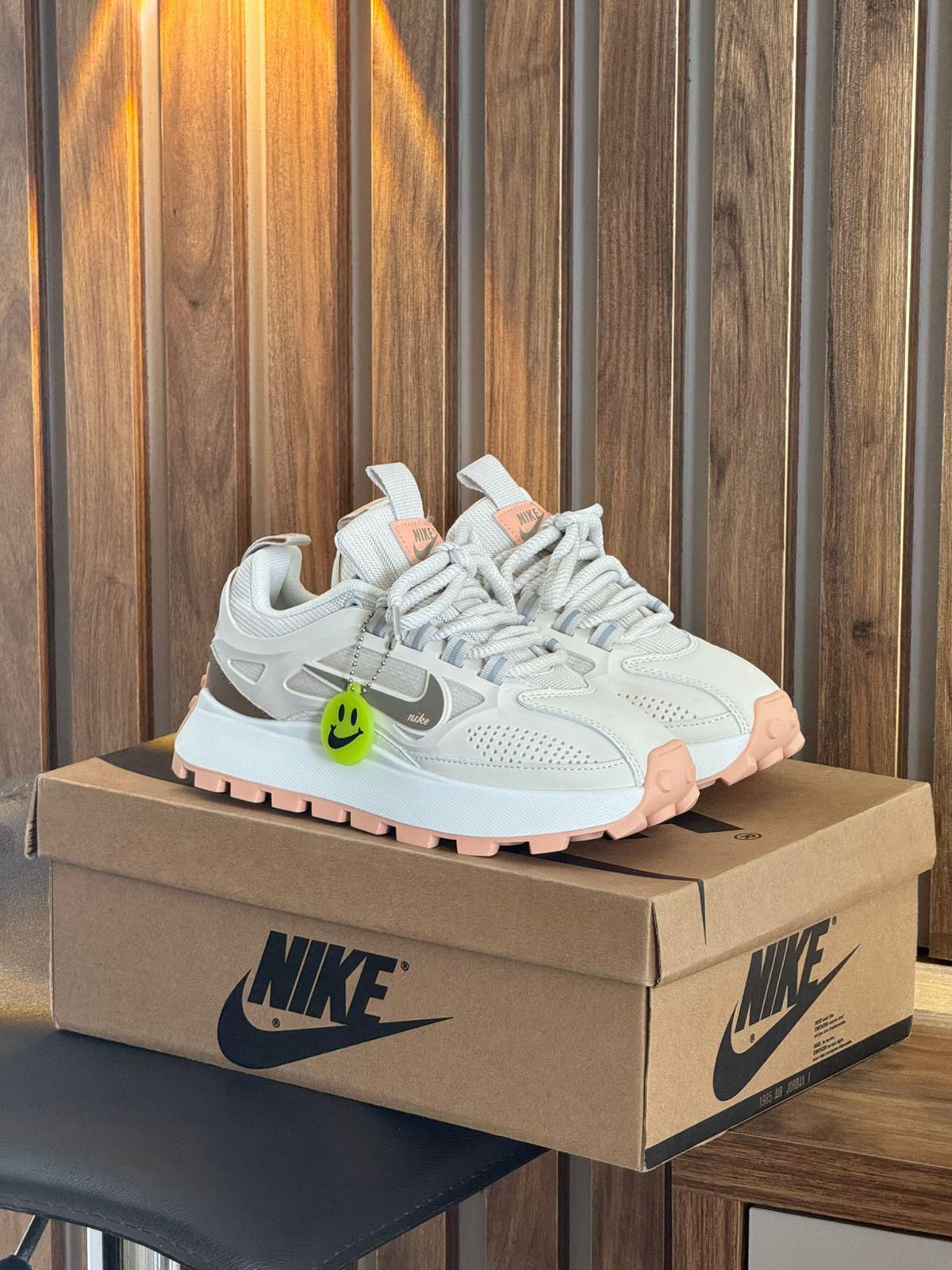 NIKE BAILLELI ROSADA