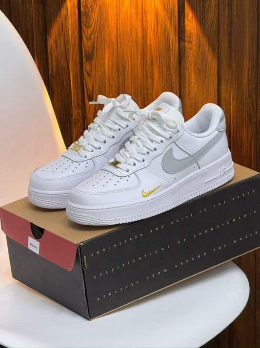 NIKE AIRFORCE BLANCA