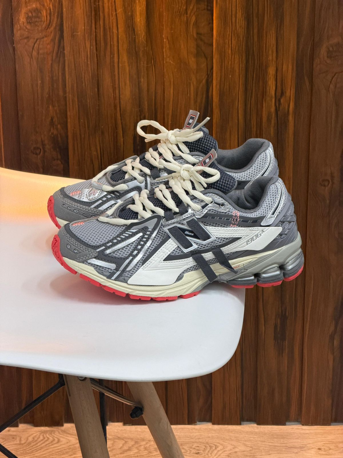 NEW BALANCE 1906 GRIS