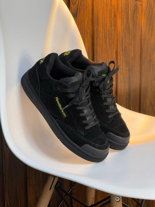 REEBOK NEGRA