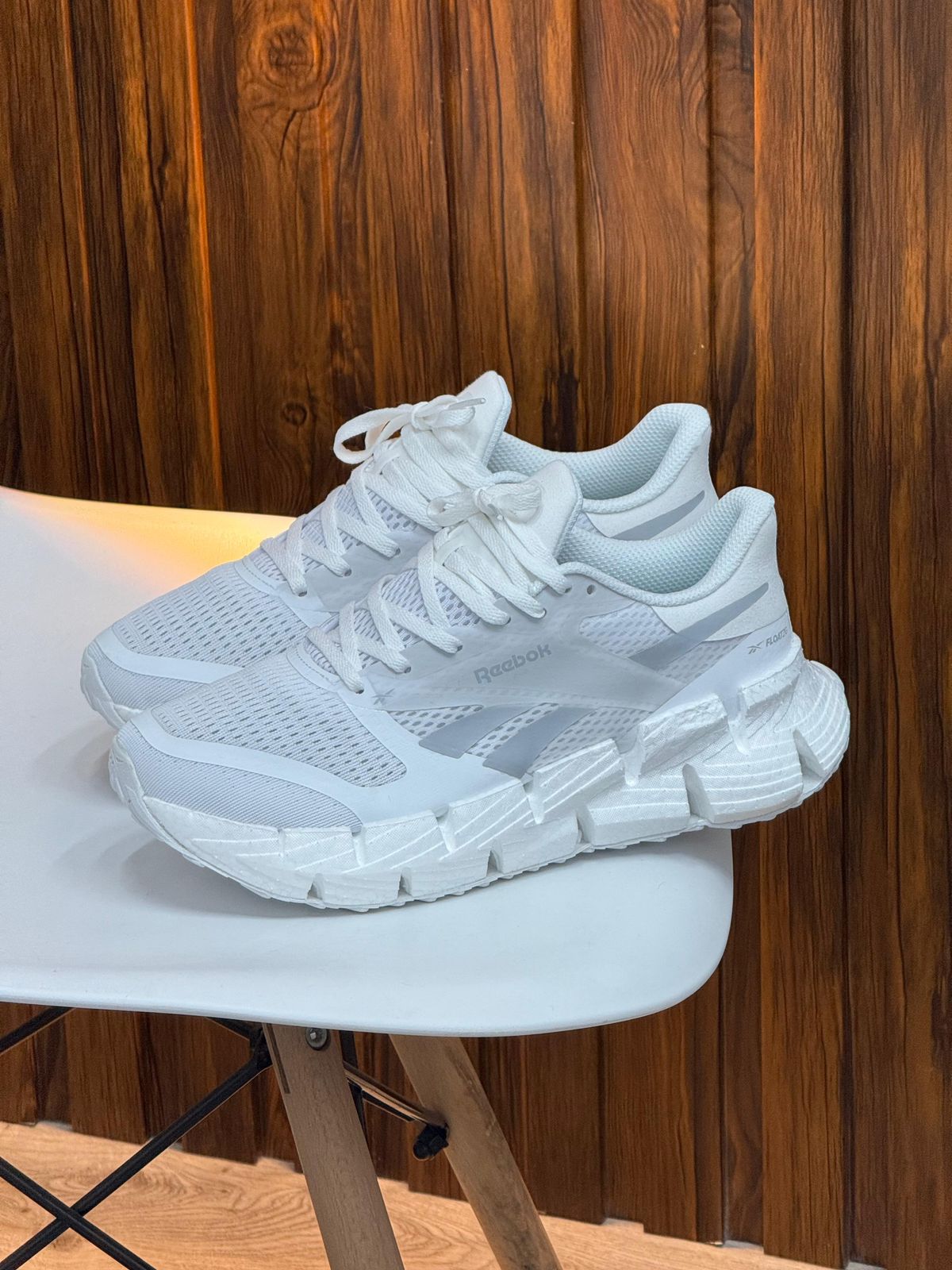 REEBOK BLANCA