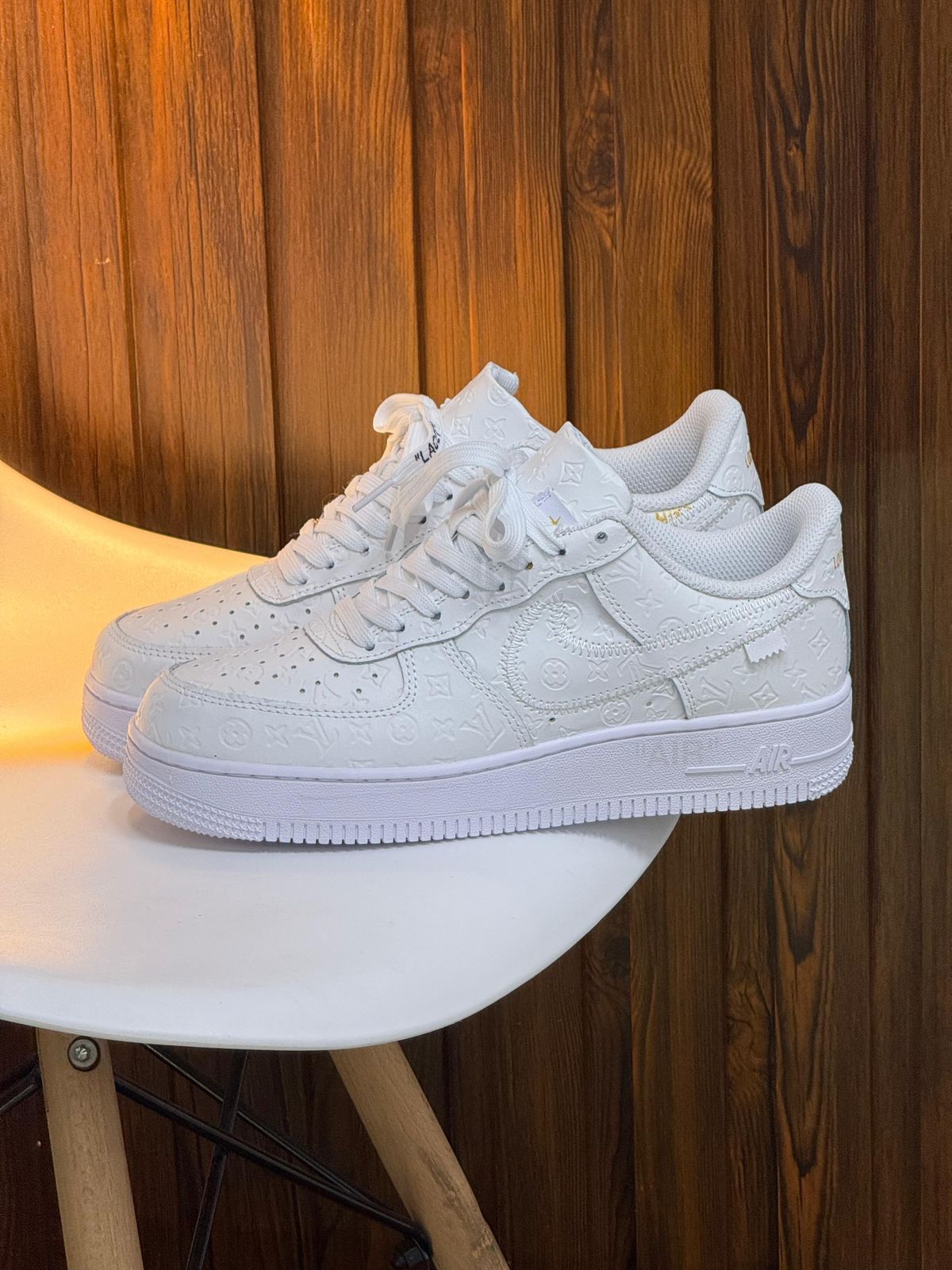 LOUIS VUITTON BLANCA