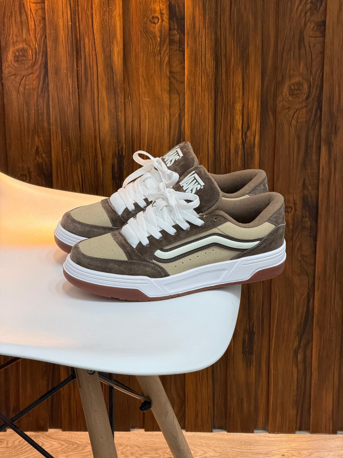 VANS CAFE