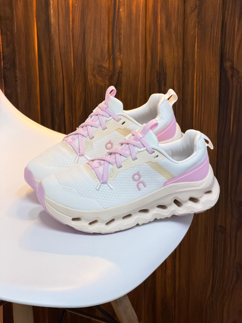 ON CLOUD ROSADO BLANCO