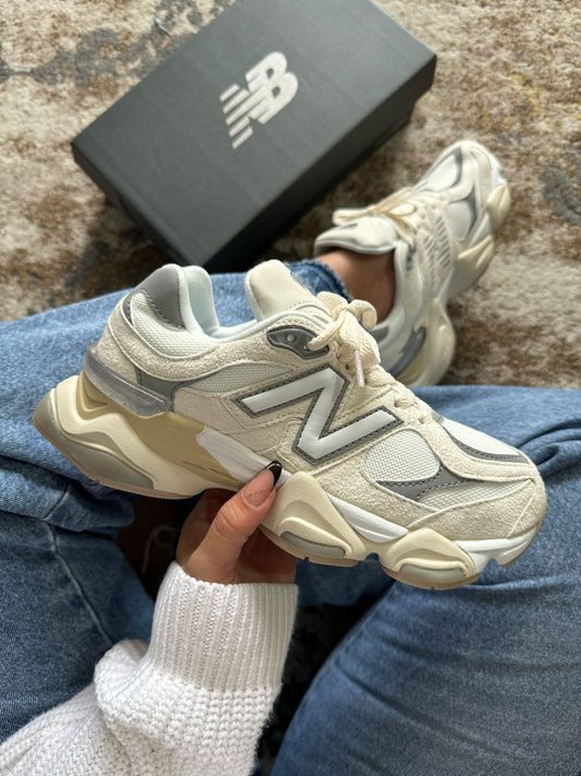 NEW BALANCE 9060 BEIGE