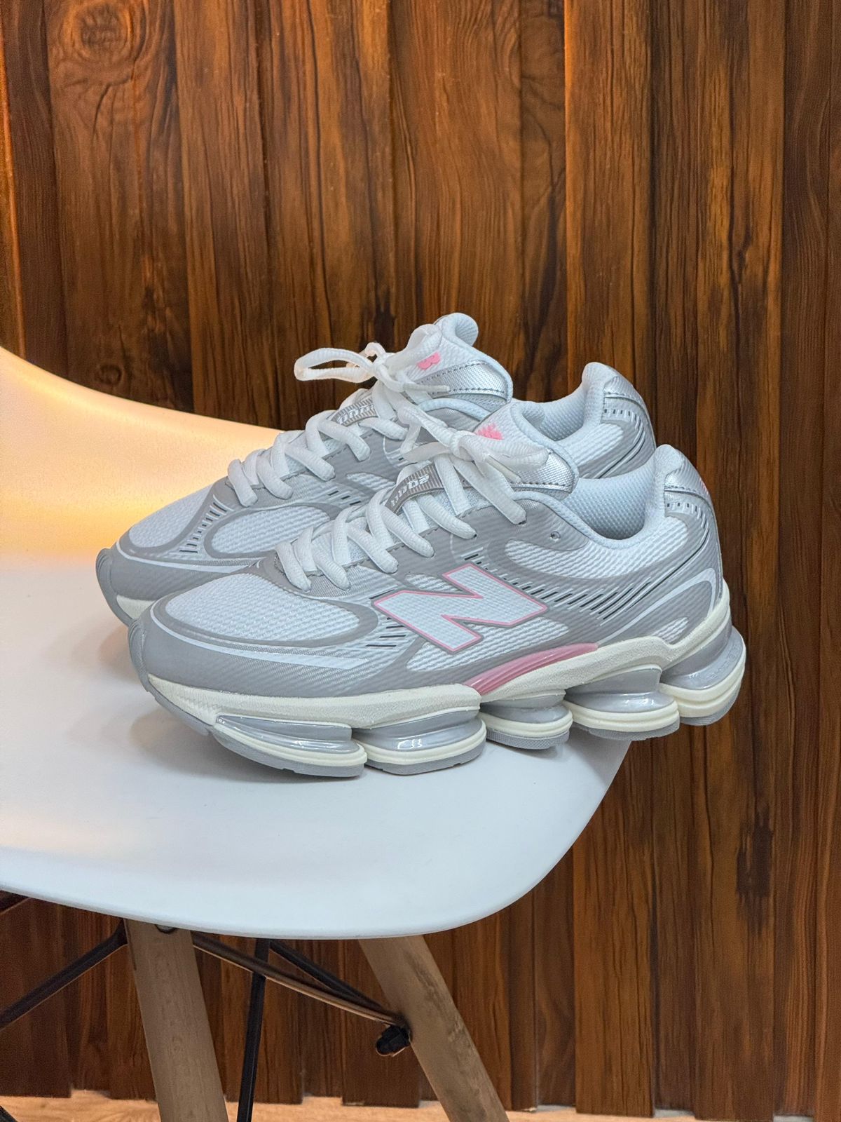 NEW BALANCE 2000 GRIS