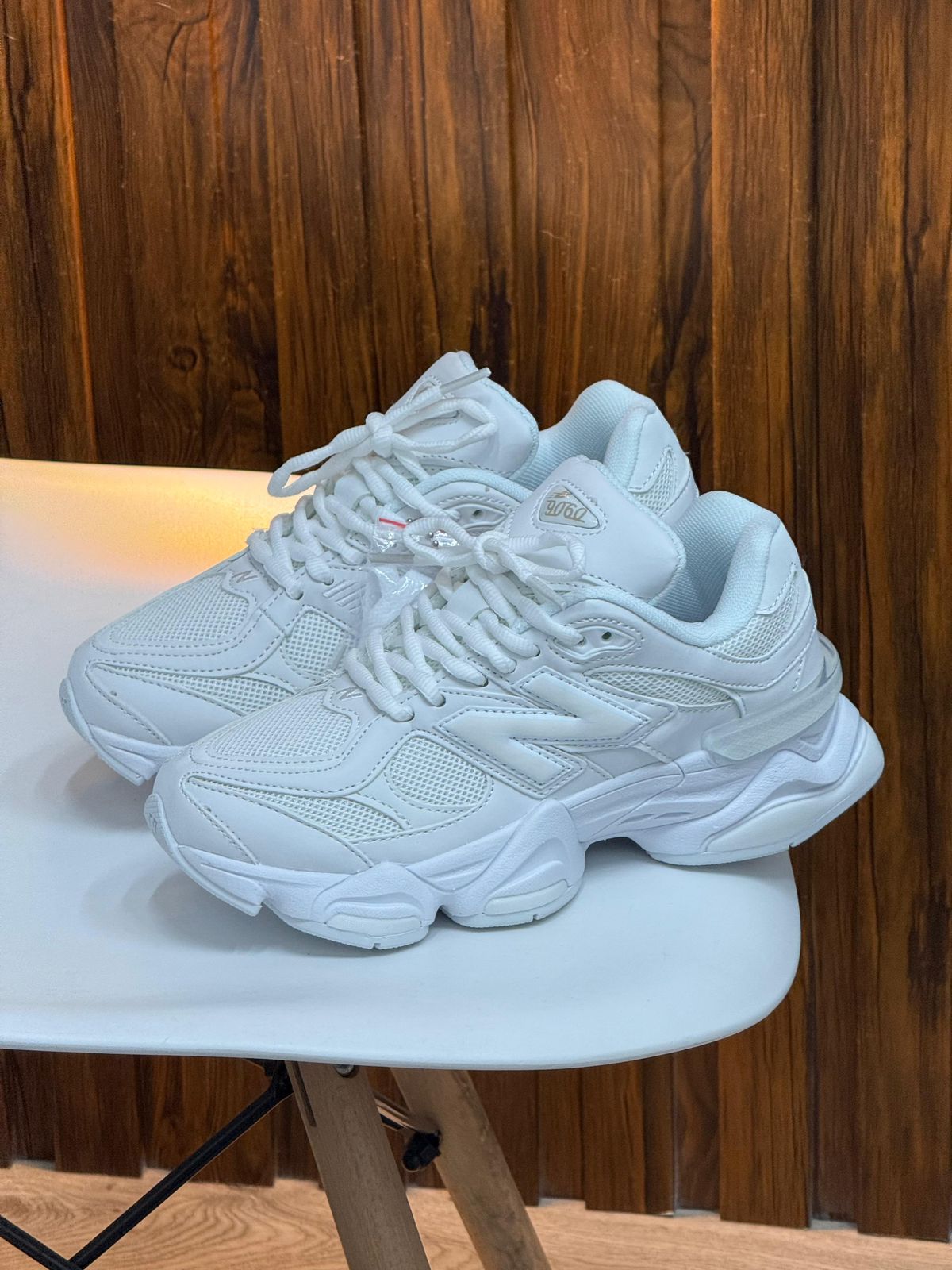 NEW BALANCE 9060 BLANCA