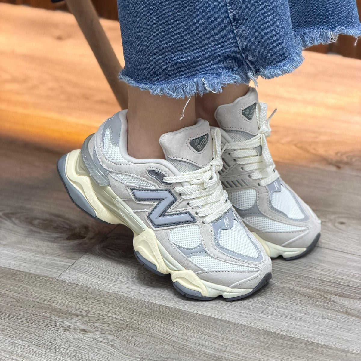 NEW BALANCE 9060 BEIGE FAVORITOS