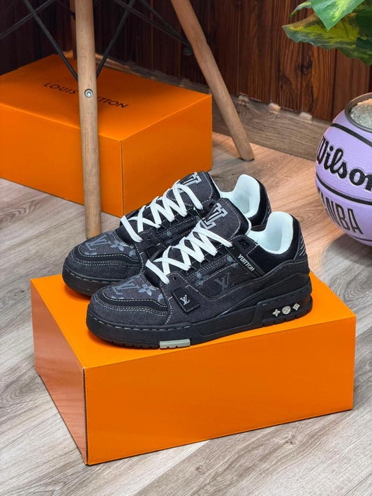 LOUIS VUITTON TRAINER NEGRO