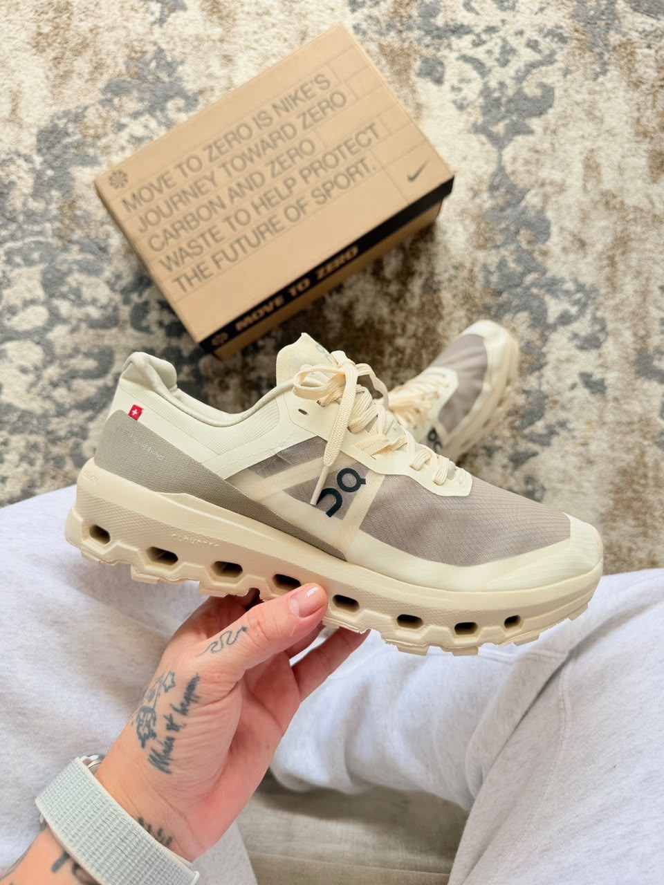 ON CLOUD BEIGE