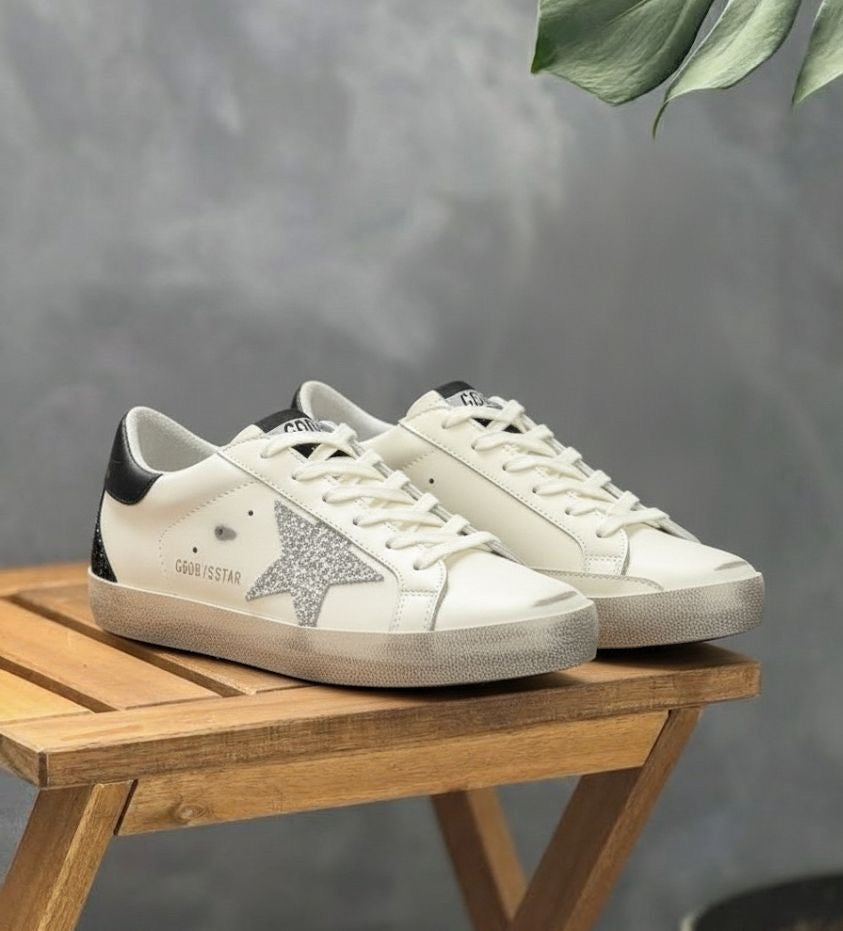 GOLDEN GOOSE
